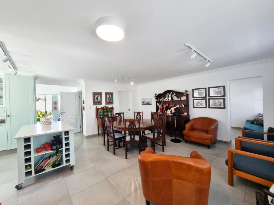 3 Bedroom Property for Sale in Westcliff Western Cape